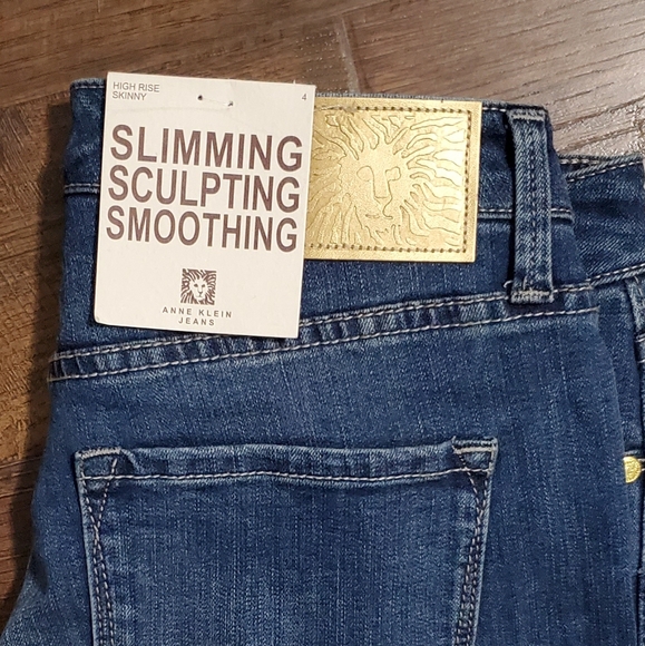NWT Anne Klein Jean's size 4 - Picture 3 of 4